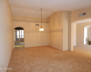 1434 E Bright Angel Drive - Photo Thumbnail 9