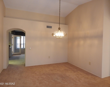 1434 E Bright Angel Drive - Photo Thumbnail 12