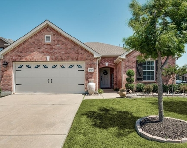 2729 Lake Ridge Drive - Photo Thumbnail 0