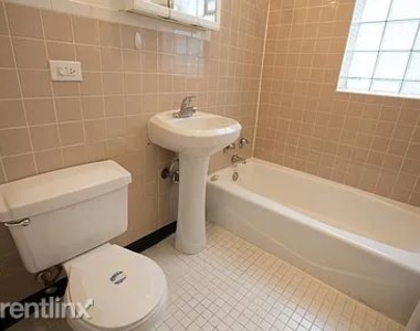 5416 S Woodlawn Ave - Photo Thumbnail 7