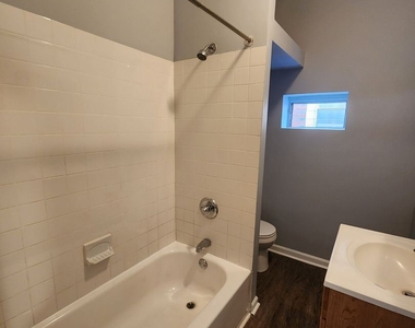 5418 Sansom St. - Photo Thumbnail 9