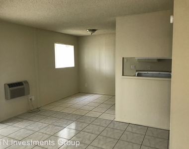 8100 Orangewood Ave. - Photo Thumbnail 17