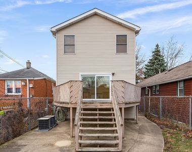 2425 N Hessing Street - Photo Thumbnail 21