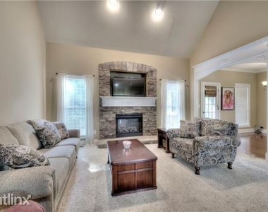 110 Caitlin Ln - Photo Thumbnail 18