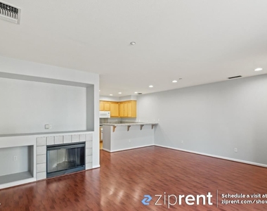 4154 Glenwood Terrace - Unit 2 - Photo Thumbnail 4