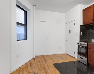 109 Eldridge Street - Photo Thumbnail 3