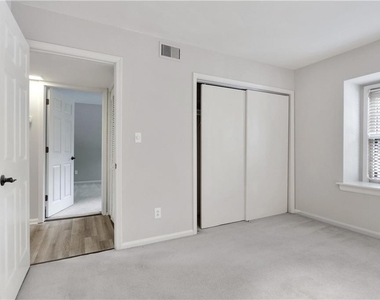 60 Chaumont Square Nw - Photo Thumbnail 22