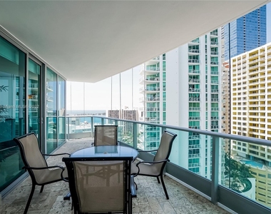 1331 Brickell Bay Dr - Photo Thumbnail 24