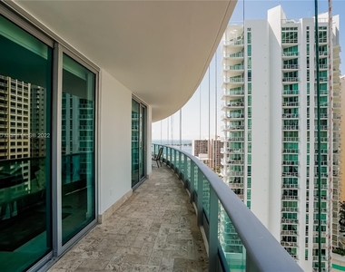 1331 Brickell Bay Dr - Photo Thumbnail 27