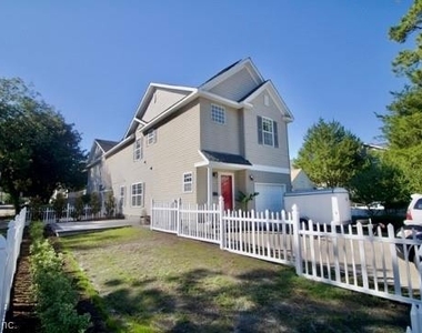 447 N Oceana Boulevard - Photo Thumbnail 1