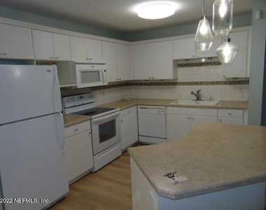 3591 Kernan Blvd S - Photo Thumbnail 15