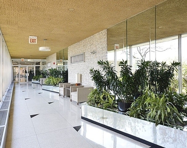 3950 N Lake Shore Drive - Photo Thumbnail 2