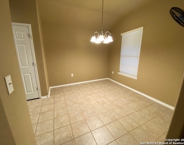 7214 Hazel Circle - Photo Thumbnail 2