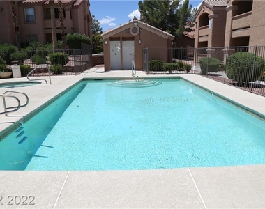 8101 Flamingo Road - Photo Thumbnail 30