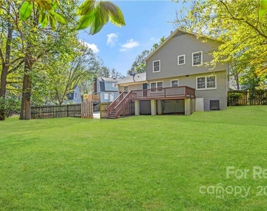 6326 Farmingdale Drive - Photo Thumbnail 28