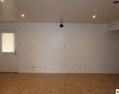 3809 Joshua Taylor Drive - Photo Thumbnail 2