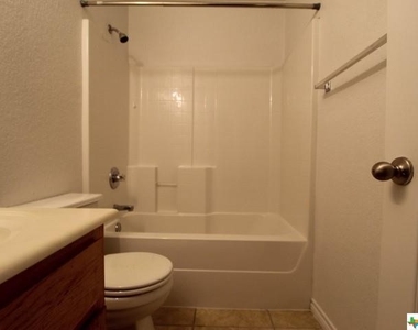 3809 Joshua Taylor Drive - Photo Thumbnail 21