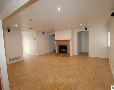 3809 Joshua Taylor Drive - Photo Thumbnail 6