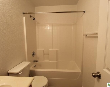 3809 Joshua Taylor Drive - Photo Thumbnail 25