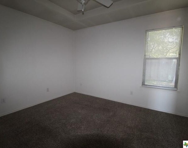 1215 Katelyn Circle - Photo Thumbnail 14