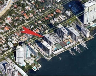 1915 Brickell Ave - Photo Thumbnail 7