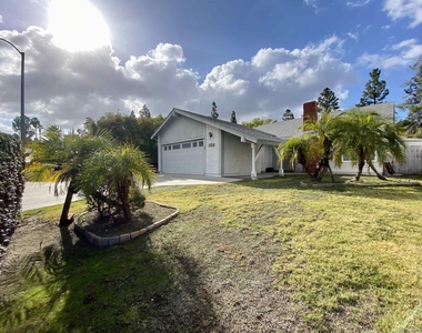 17908 Valladares Dr - Photo Thumbnail 14