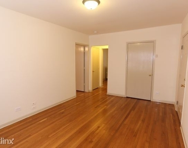 5738 N. Winthrop, Unit 412-a - Photo Thumbnail 9