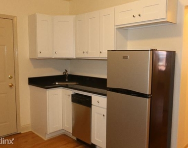 5738 N. Winthrop, Unit 412-a - Photo Thumbnail 1