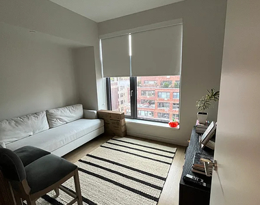 515 East 86th Street, Unit 1602 - Photo Thumbnail 4