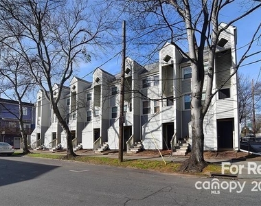 721 N Poplar Street - Photo Thumbnail 0