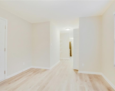 2960 Garnet Way - Photo Thumbnail 19