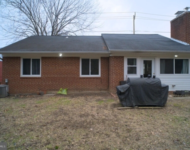 206 Wayne Avenue - Photo Thumbnail 1