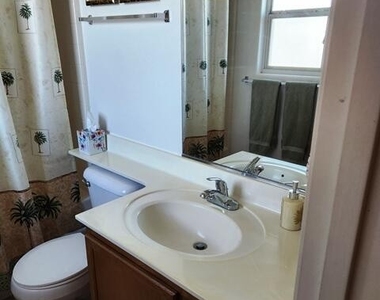 2555 Hacienda Pl - Photo Thumbnail 34