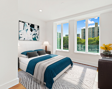 59 Montrose Avenue - Photo Thumbnail 4