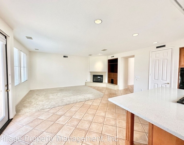 7415 Melodia Terrace - Photo Thumbnail 14