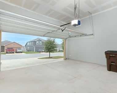 329 E Hunters Ranch - Photo Thumbnail 31