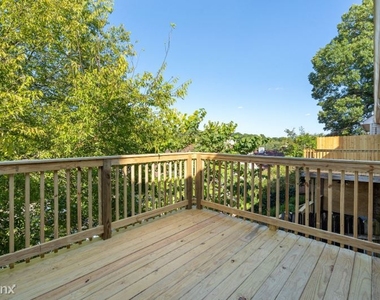 304 Deerpoint Dr - Photo Thumbnail 15