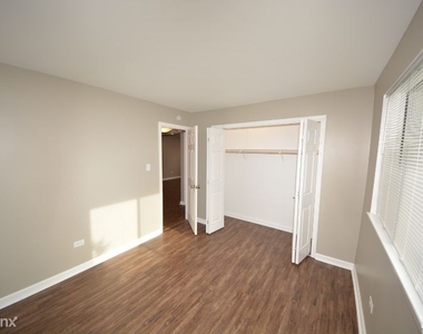 319 Bluff Ave Apt 1w - Photo Thumbnail 10