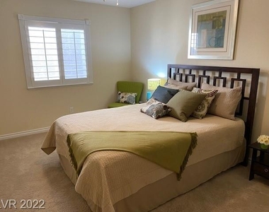 6128 Molly Malone Court - Photo Thumbnail 13