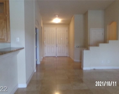 2216 Dogwood Ranch Avenue - Photo Thumbnail 15