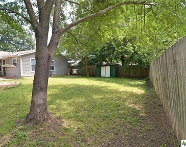 150 Skyview Avenue - Photo Thumbnail 24