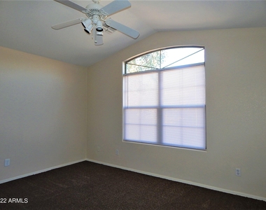 13363 W Acapulco Lane - Photo Thumbnail 11