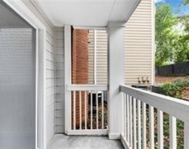 2039 Chastain Park Court Ne - Photo Thumbnail 10