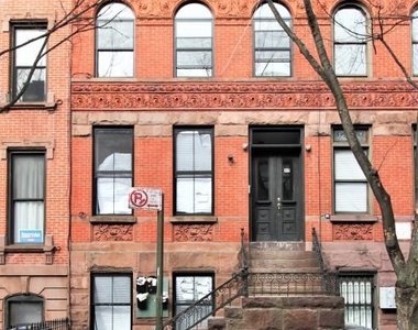 37 Linden Street - Photo Thumbnail 2