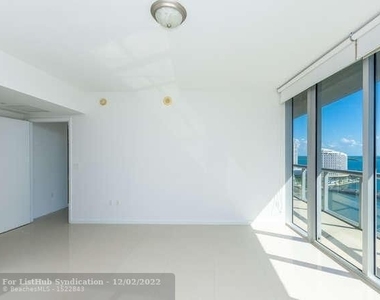 495 Brickell Ave - Photo Thumbnail 20