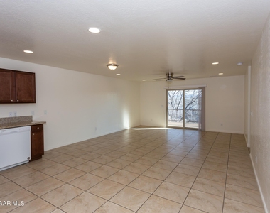 4781 N Lone Cactus Drive - Photo Thumbnail 2