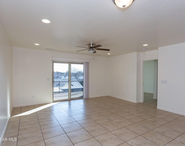 4781 N Lone Cactus Drive - Photo Thumbnail 4