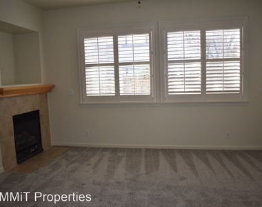 220 Sage Sparrow Circle - Photo Thumbnail 14