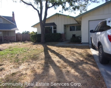 173 Clark Way Vacaville, Ca 95687 - Photo Thumbnail 0