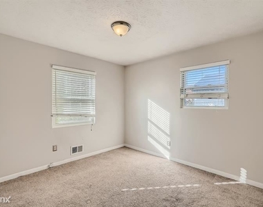 1193 De Leon Court Unit - Photo Thumbnail 5